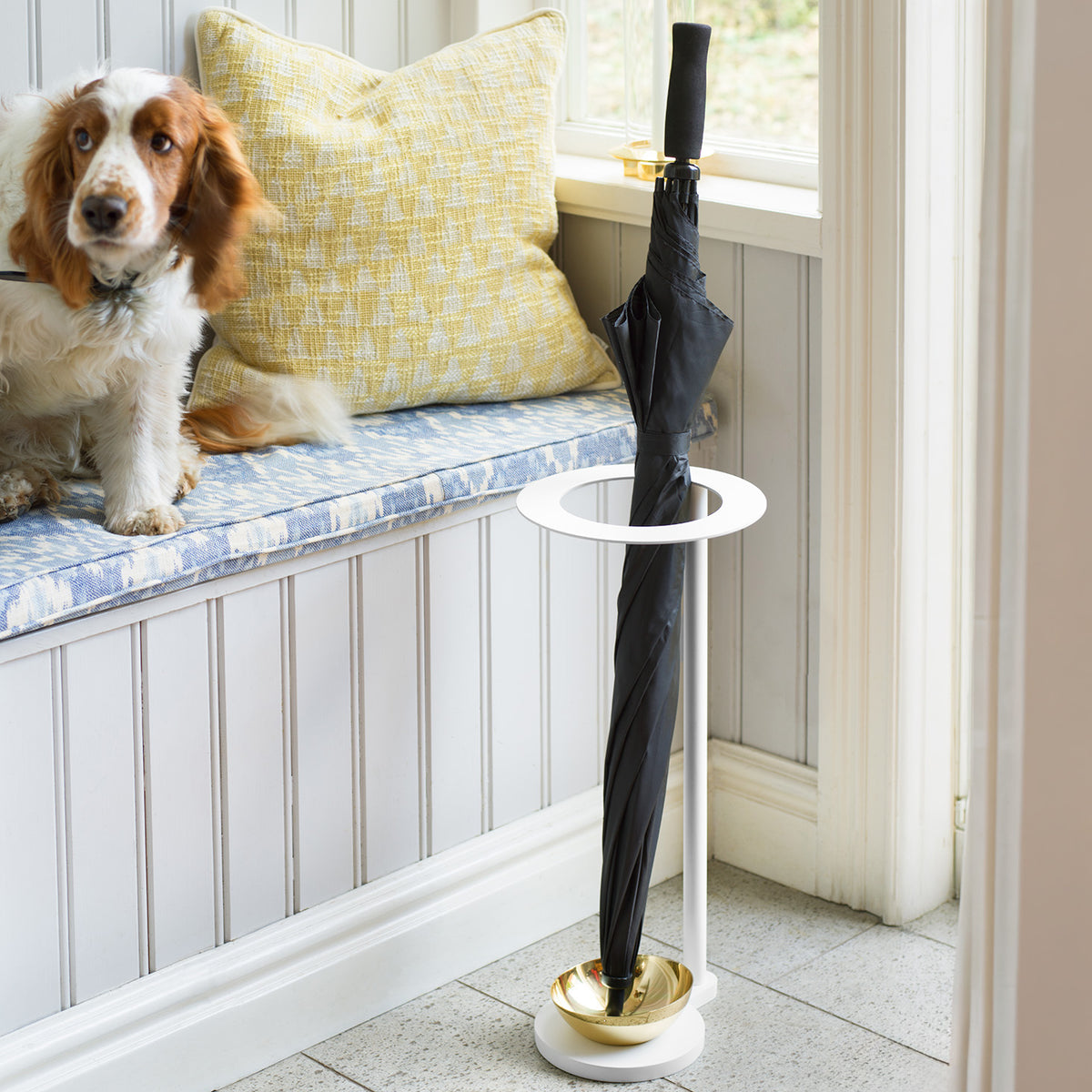 Monokel Umbrella Stand White