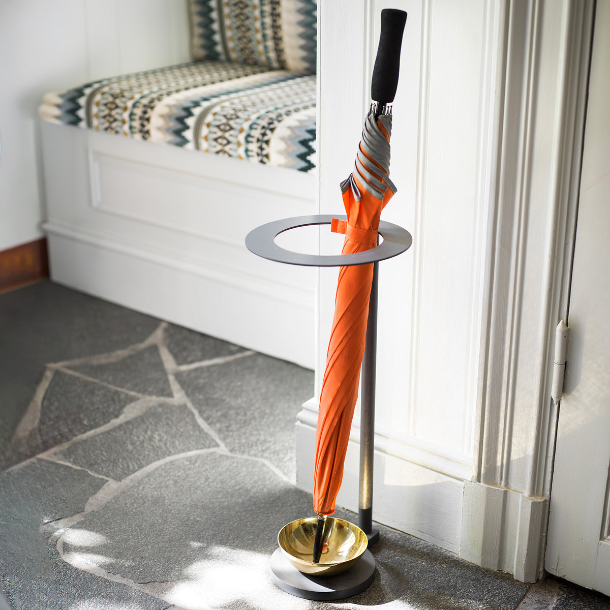 Monokel Umbrella Stand